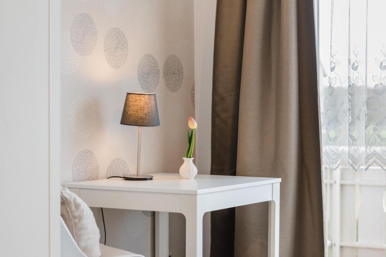 Straendhus Bed&Breakfast Hasselberg  ภายนอก รูปภาพ