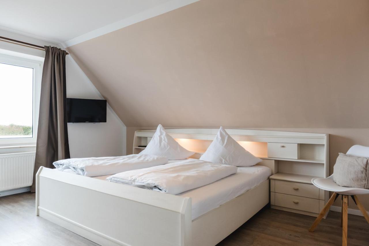 Straendhus Bed&Breakfast Hasselberg  ภายนอก รูปภาพ